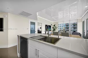 19501 W Country Club Dr, Aventura, FL 33180 - Photo 10