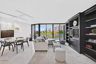 1000 Island Blvd, Aventura, FL 33160 - Photo 1