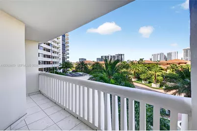 1000 Island Blvd #405, Aventura, FL 33160 - Photo 28