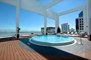 55 SE 6th St, Miami, FL 33131 - Photo 18