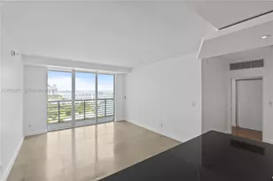 325 S Biscayne Blvd, Miami, FL 33131 - Photo 10