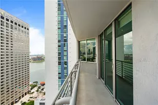 325 S Biscayne Blvd, Miami, FL 33131 - Photo 4