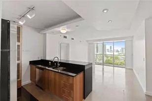 325 S Biscayne Blvd, Miami, FL 33131 - Photo 24