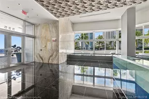 325 S Biscayne Blvd, Miami, FL 33131 - Photo 60