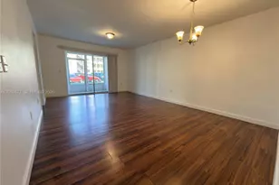 1301 SW 142nd Ave, Pembroke Pines, FL 33027 - Photo 6