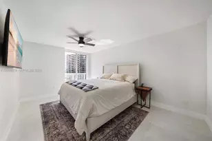 5900 Collins Ave, Miami Beach, FL 33140 - Photo 18