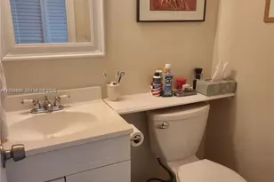 2114 E Cambridge E, Deerfield Beach, FL 33442 - Photo 14