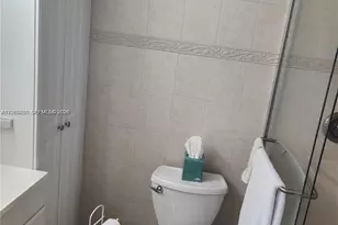 2114 E Cambridge E, Deerfield Beach, FL 33442 - Photo 24