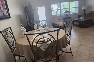 2114 E Cambridge E, Deerfield Beach, FL 33442 - Photo 8