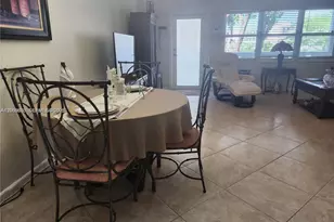 2114 E Cambridge E, Deerfield Beach, FL 33442 - Photo 1