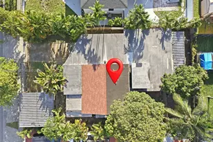621 SE 4th St, Hialeah, FL 33010 - Photo 2