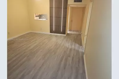 8635 NW 8th St #116, Miami, FL 33126 - Photo 4