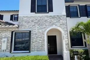 11889 SW 245 Ter, Homestead, FL 33032 - Photo 2