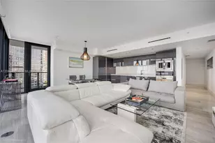 1451 Brickell Ave, Miami, FL 33131 - Photo 8