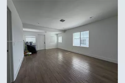 107 W Pembroke Rd #0, Hallandale Beach, FL 33009 - Photo 16