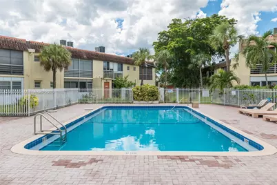 3777 NW 78th Ave #15C, Davie, FL 33024 - Photo 32