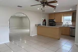 3232 Village Green Dr, Miami, FL 33175 - Photo 4