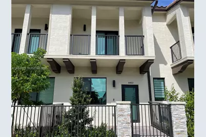 4460 NW 83rd Ave, Doral, FL 33166 - Photo 2