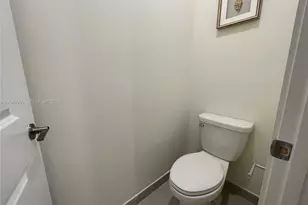 4460 NW 83rd Ave, Doral, FL 33166 - Photo 20