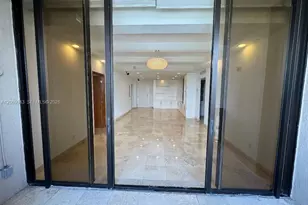 90 Edgewater Dr, Coral Gables, FL 33133 - Photo 18