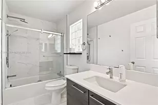 1625 Orion Ln, Weston, FL 33327 - Photo 14