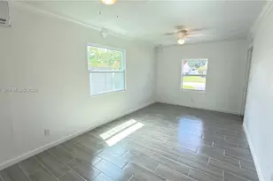 8151 SW 7th St, North Lauderdale, FL 33068 - Photo 26