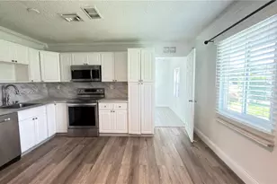 8151 SW 7th St, North Lauderdale, FL 33068 - Photo 4