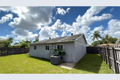 8151 SW 7th St, North Lauderdale, FL 33068 - Photo 38