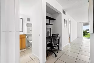8900 Washington Blvd, Pembroke Pines, FL 33025 - Photo 16