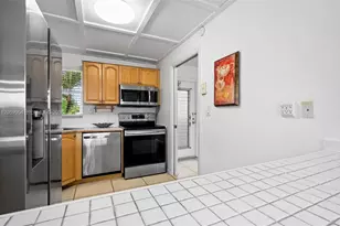 8900 Washington Blvd, Pembroke Pines, FL 33025 - Photo 4