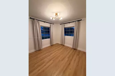 18608 SW 93rd Pl, Cutler Bay, FL 33157 - Photo 10