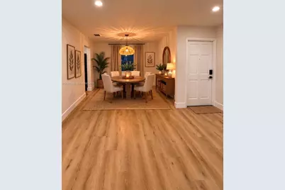 18608 SW 93rd Pl, Cutler Bay, FL 33157 - Photo 2