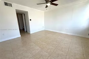 1660 NE 191st St, Miami, FL 33179 - Photo 10