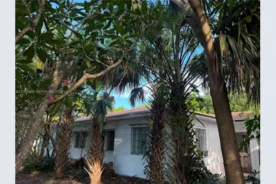 1120 NE 115th St, Biscayne Park, FL 33161 - Photo 1