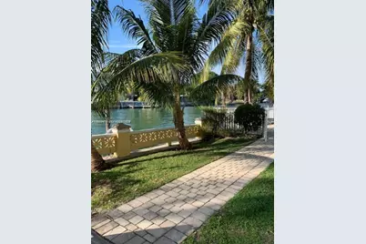 4812 Pine Tree Dr #201, Miami Beach, FL 33140 - Photo 14