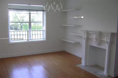 4812 Pine Tree Dr #201, Miami Beach, FL 33140 - Photo 6