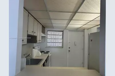 1331 Lincoln Rd #905, Miami Beach, FL 33139 - Photo 6