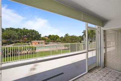 661 N University Dr #1-103, Pembroke Pines, FL 33024 - Photo 22