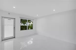 801 15th St, Miami Beach, FL 33139 - Photo 2