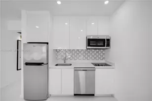 801 15th St, Miami Beach, FL 33139 - Photo 4