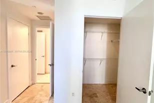 1060 Brickell Ave, Miami, FL 33131 - Photo 12