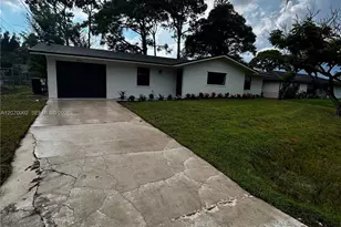 5701 Myrtle Dr, Fort Pierce, FL 34982 - Photo 2
