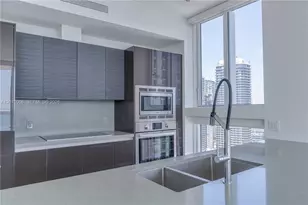 1080 Brickell Ave, Miami, FL 33131 - Photo 20