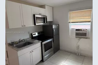 1750 Madison St #2, Hollywood, FL 33020 - Photo 2