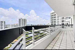 19195 NE 36th Ct, Aventura, FL 33180 - Photo 24