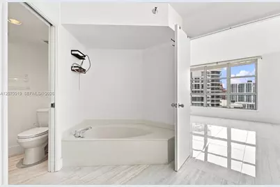 19195 NE 36th Ct #2601, Aventura, FL 33180 - Photo 16