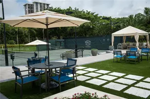 3000 Island Blvd, Aventura, FL 33160 - Photo 98