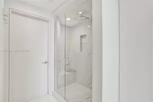 17875 Collins Ave, Sunny Isles Beach, FL 33160 - Photo 34