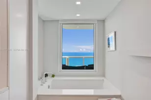 17875 Collins Ave, Sunny Isles Beach, FL 33160 - Photo 22
