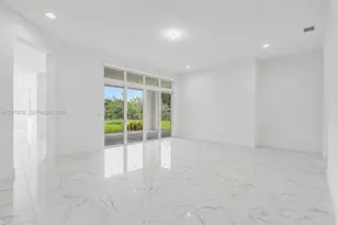 2440 SW 122nd Ter, Davie, FL 33325 - Photo 8